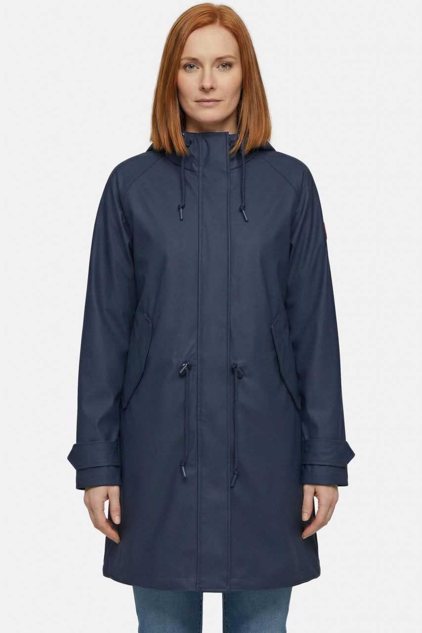 Regenjacke Blau Traveby von derbe - Model-Foto