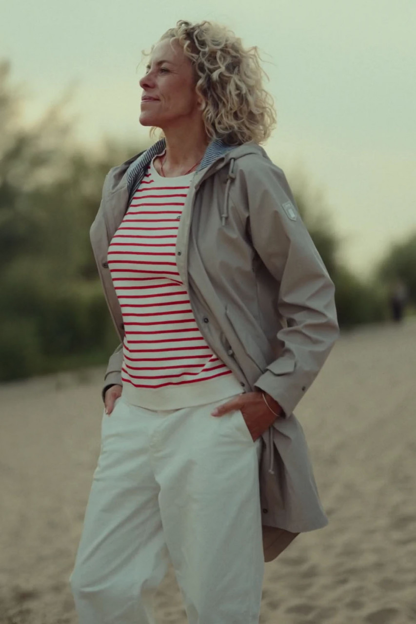 Derbe Regenjacke Friese Traveby Fisher Damen Cobblestone Beige