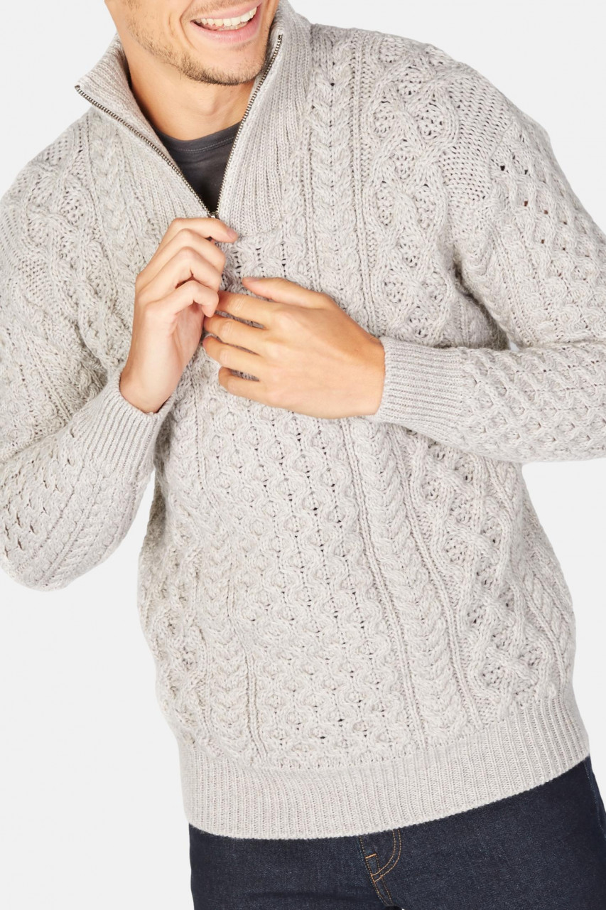IrelandsEye Aran Troyer Dromore Grau Herren Pullover Silver Marl