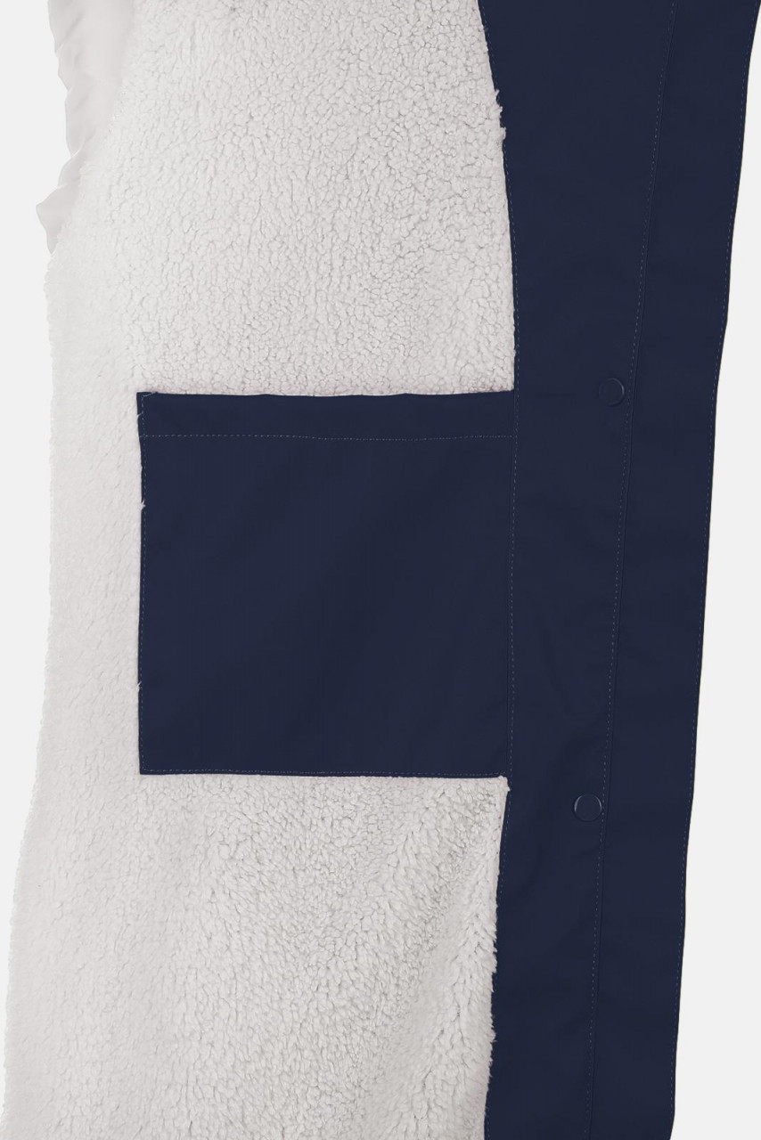 Detailansicht von einem Friesennerz für Damen von modAS