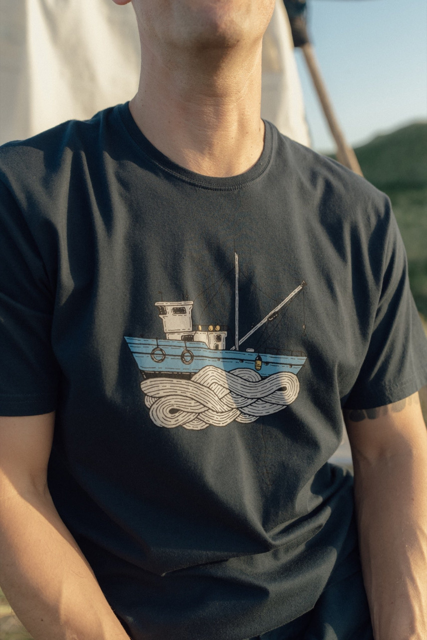 LAKOR T-Shirt Fishing Vessel Herren Blau Schiff Kutter