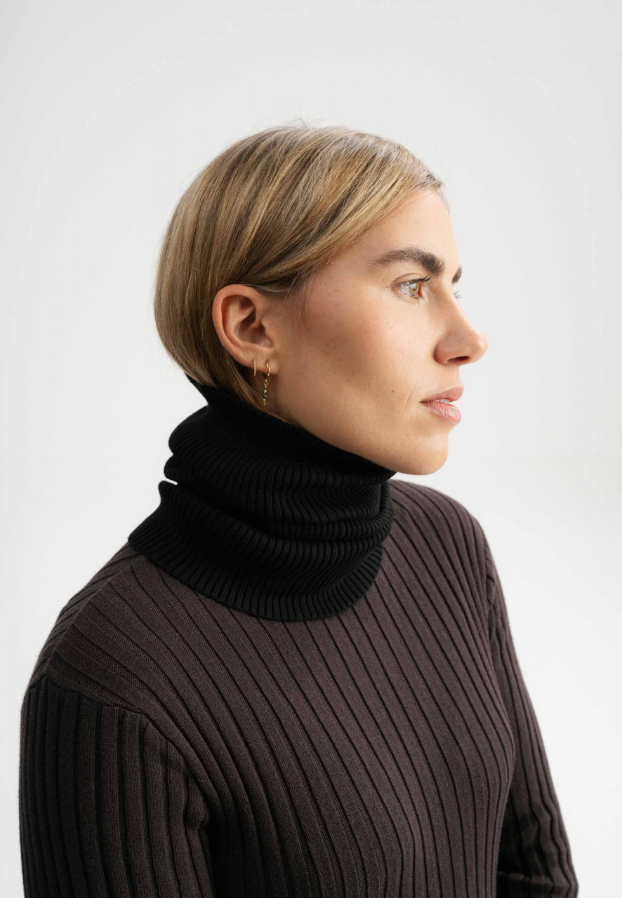 MELA DAIVI Schlauchschal Schwarz Rippstrick Loop