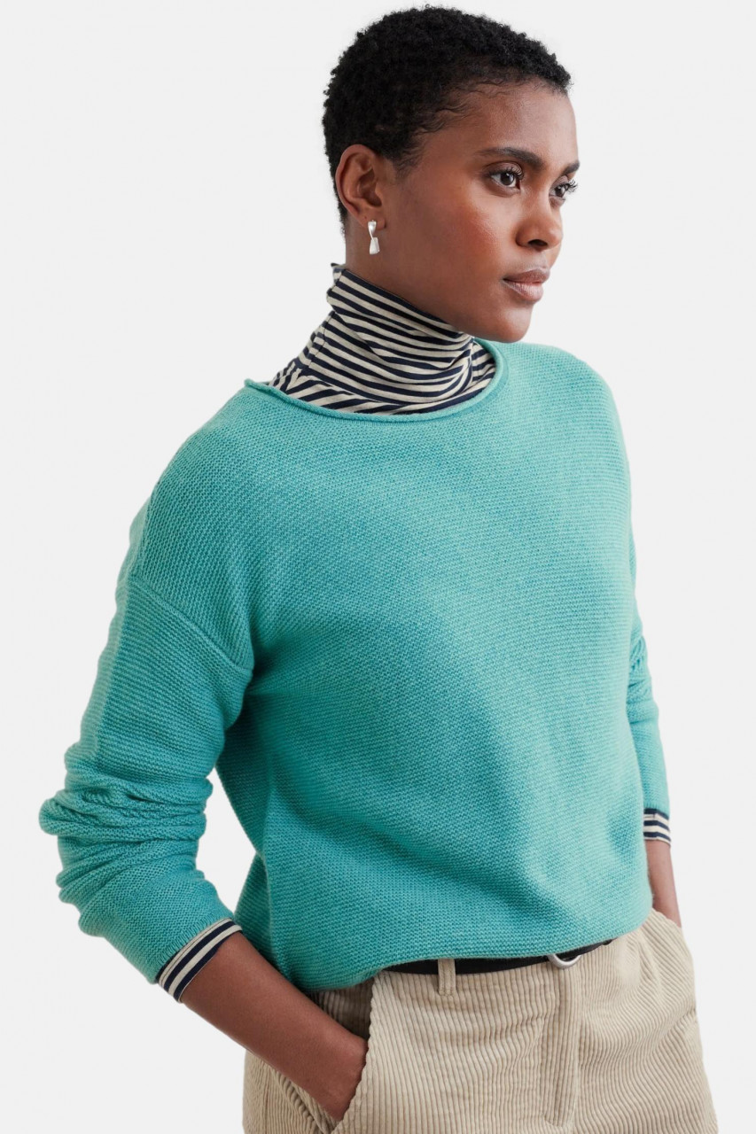 Pullover Türkis Fruity Jumper II von Seasalt Cornwall - Weibliches Model - Seitlich