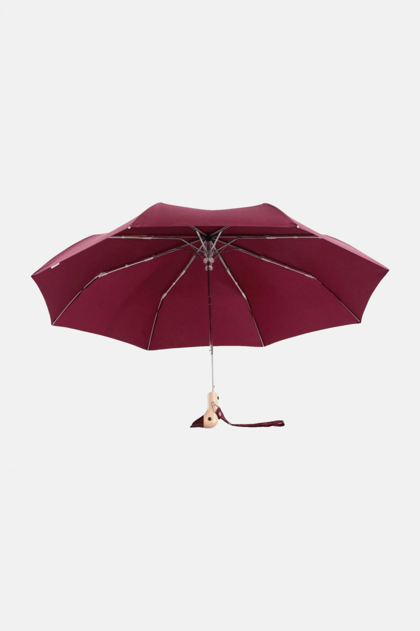 Roter Regenschirm