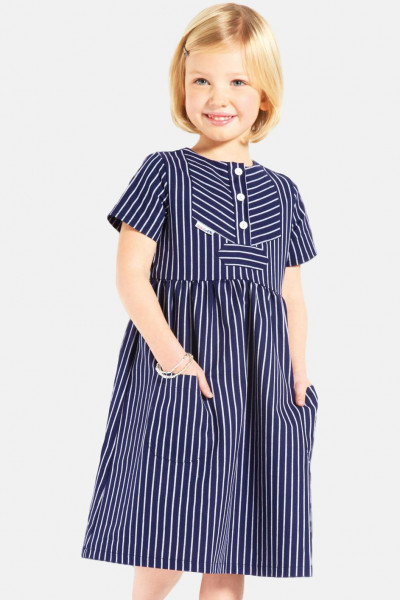 KindKind trägt Fischerkleid Blau  von modAS