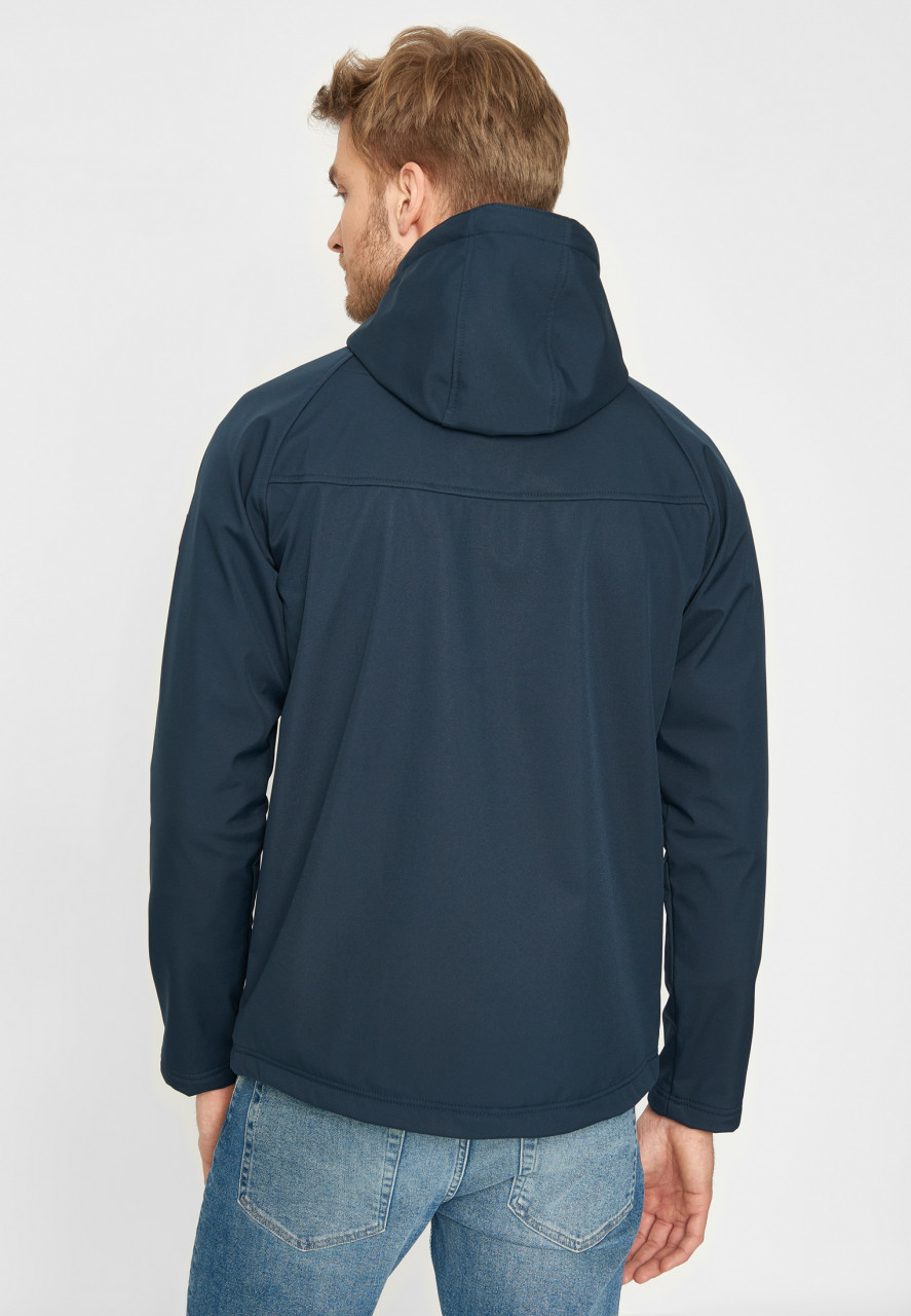 Softshell Jacke blau  - Männliches Model - Rückseite