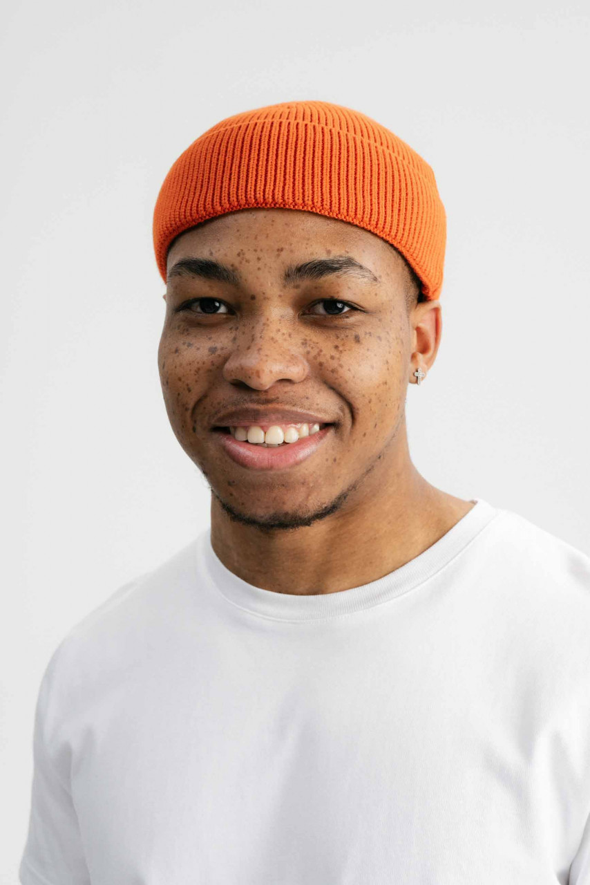 MELA kurze Rippstrick Mütze RAFI Orange Dockermütze