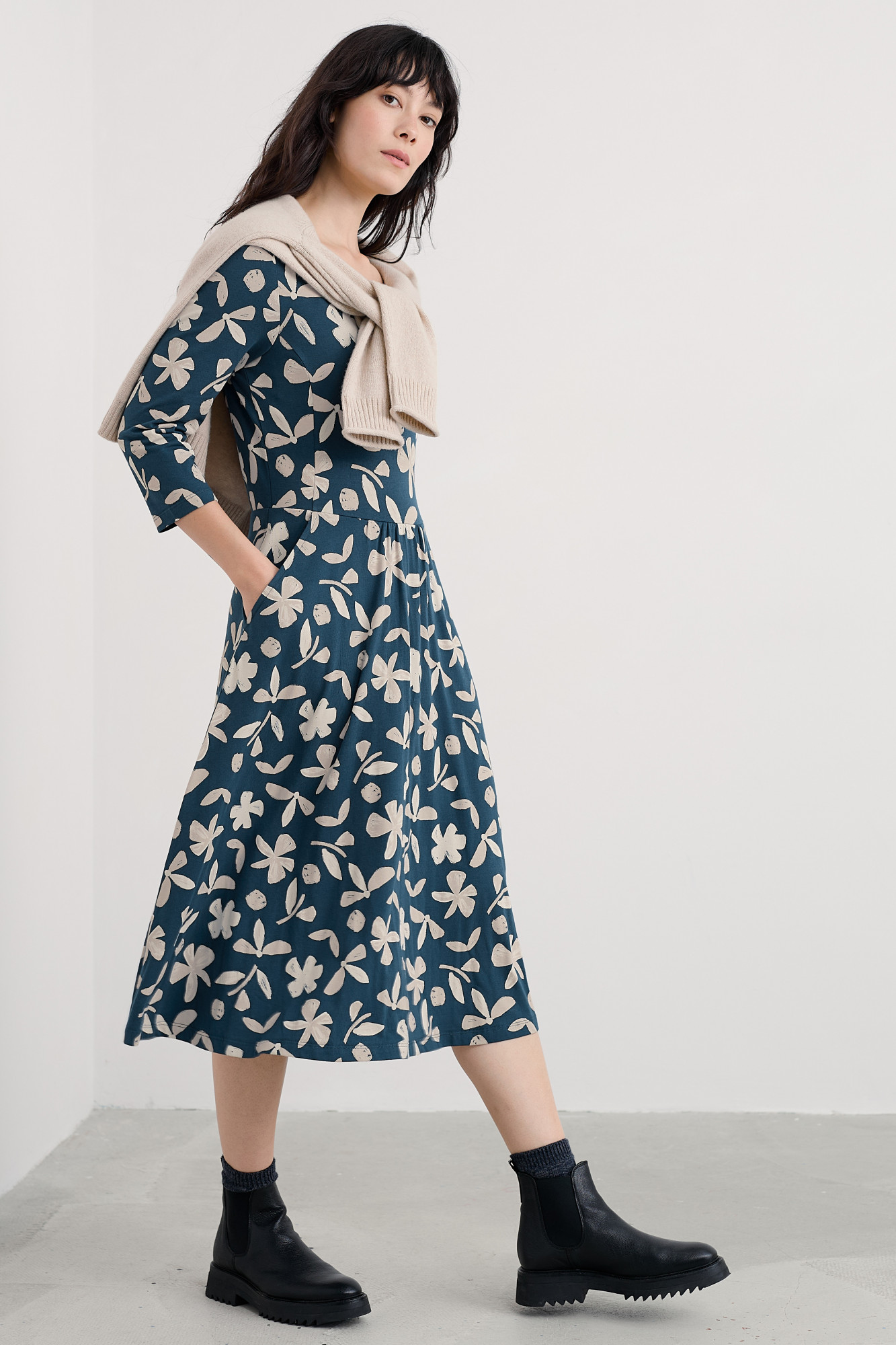 Seasalt Cornwall Kleid April Dress Organic Damen Petrol Beige Blätter und Blüten