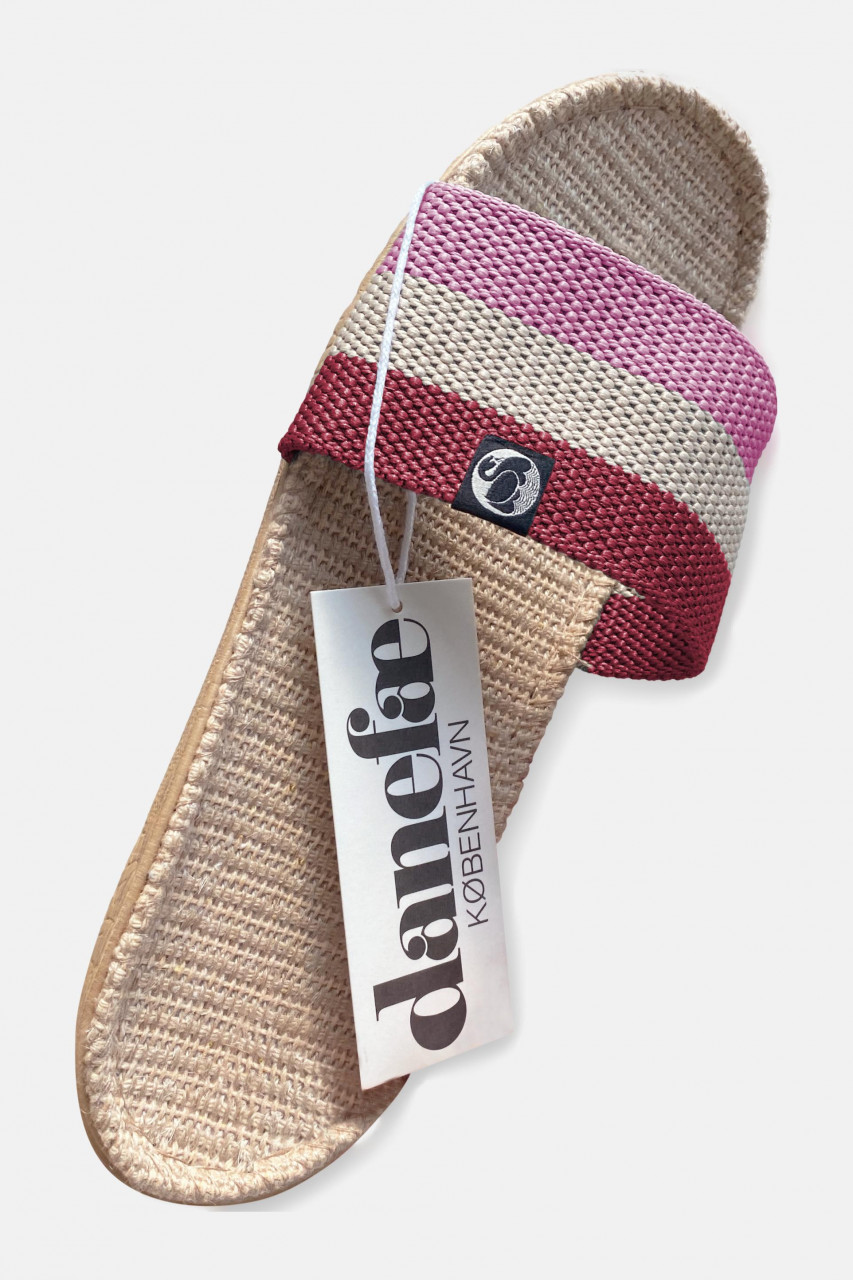 Danefae Sandalen Danelulu Damen Pink Rot Bast Badelatschen