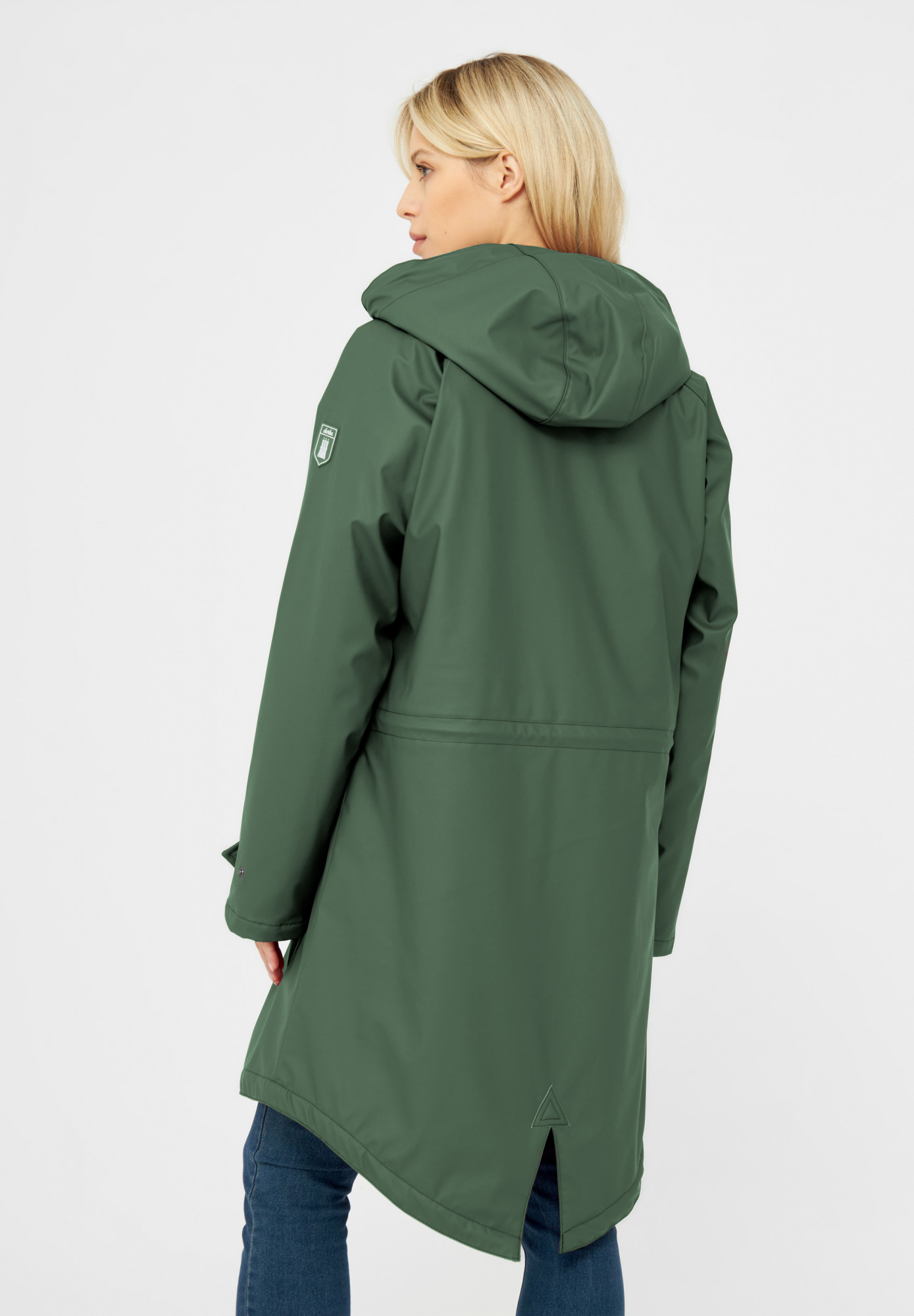 Frau trägt Damen Regenjacke  - Rückansicht