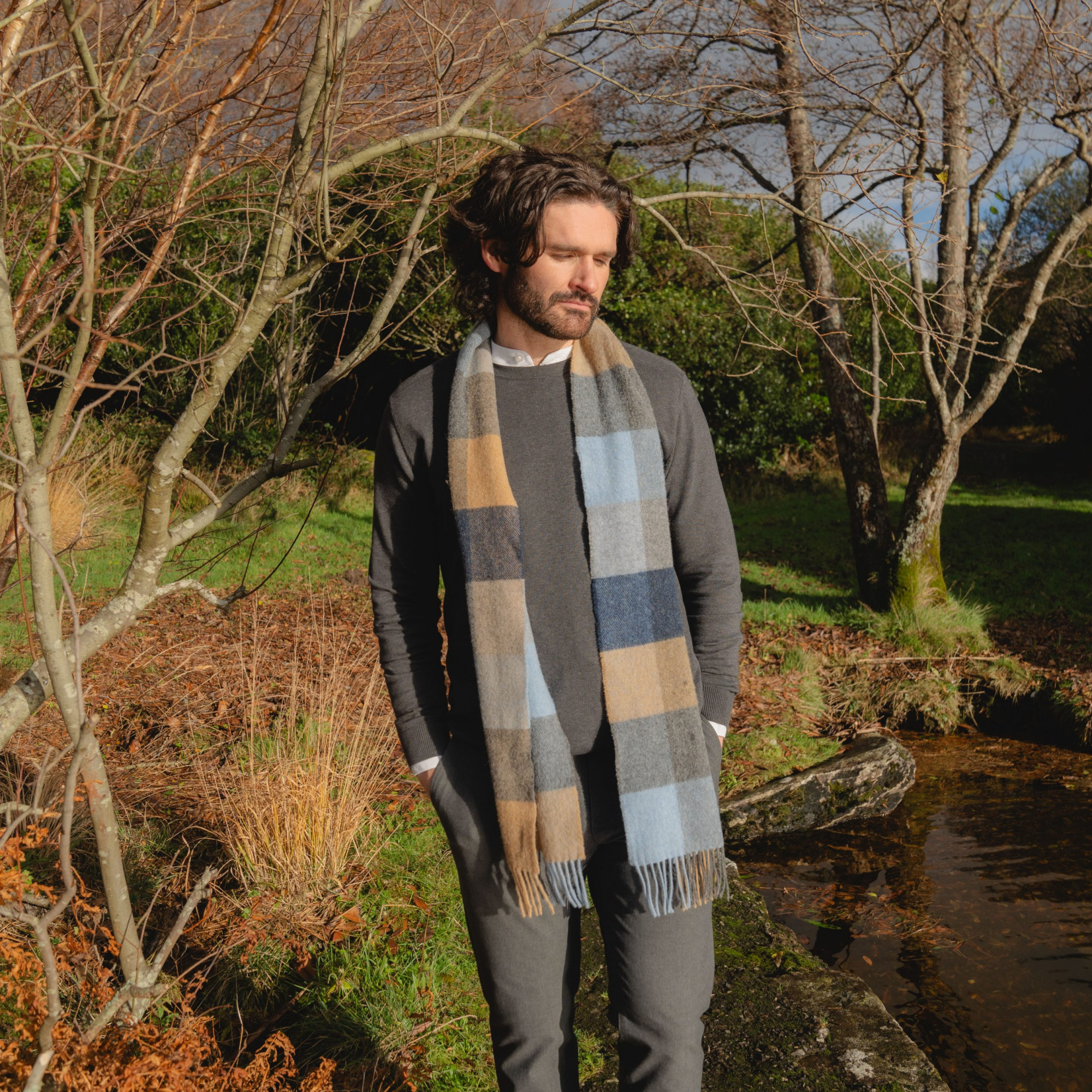 John Hanly Schal Irish Lambswool Hellblau Braun Beige Check