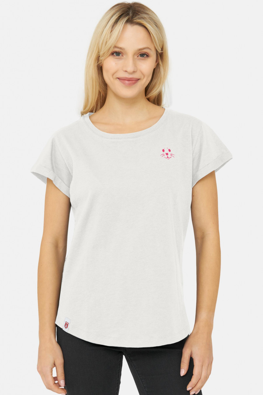 Model trägt T-Shirt Weiß Robbenschnute von derbe