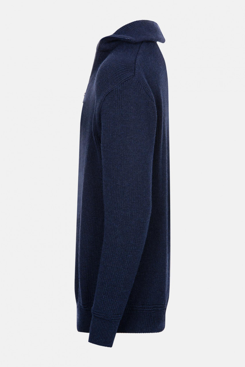 Produktbild von einem blauen Troyer - Seite