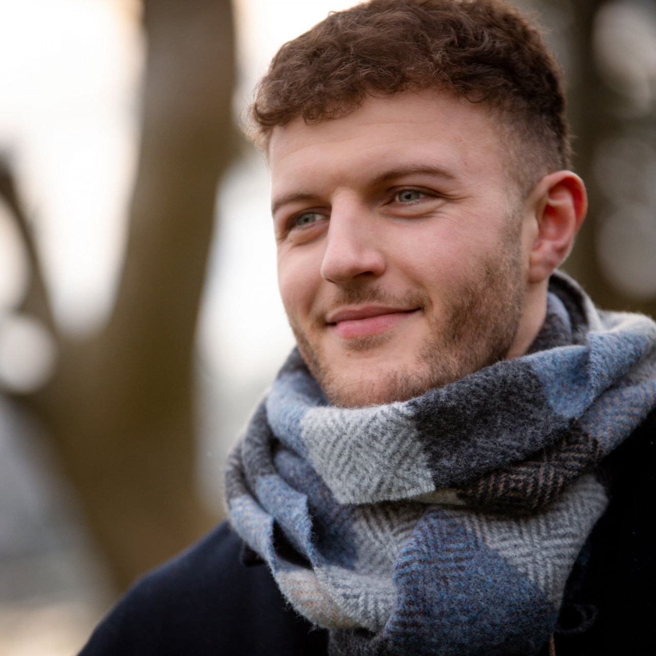 John Hanly Schal Irish Merino Kaschmir Blau Anthrazit Kariert